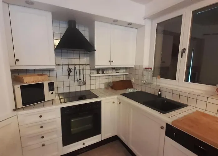 Lovely 3 Bedroom Apt. *