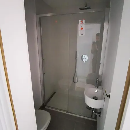 Lovely 3 Bedroom Apt. *